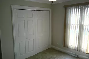 1433 Oakwood Dr, Dekalb, IL 60115 - Photo 14