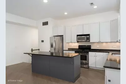 1761 W Morse Avenue #GS, Chicago, IL 60626 - Photo 8