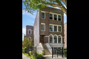 1761 W Morse Ave, Chicago, IL 60626 - Photo 1