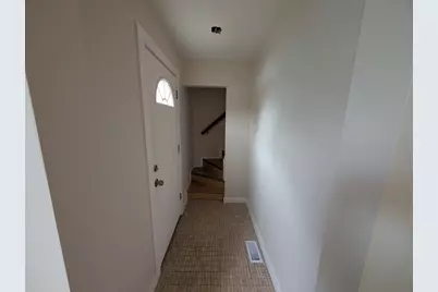 654 E 92nd Place, Chicago, IL 60619 - Photo 14