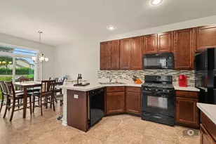 3806 Pratt St, Plano, IL 60545 - Photo 14