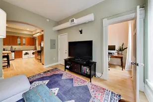 1729 W Erie St, Chicago, IL 60622 - Photo 6