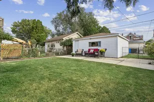 6973 W Nelson St, Chicago, IL 60634 - Photo 4