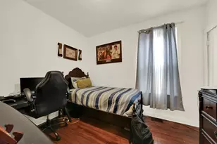 3353 W 60th St, Chicago, IL 60629 - Photo 14