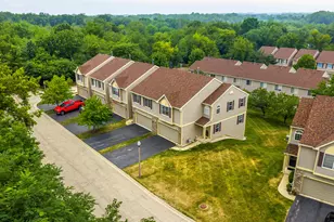 6968 Brightwater Dr, Fox Lake, IL 60020 - Photo 6