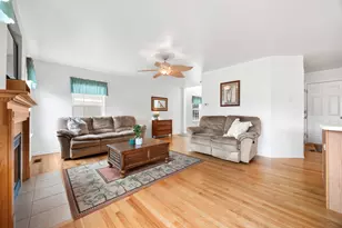 6968 Brightwater Dr, Fox Lake, IL 60020 - Photo 12