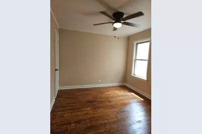 10638 S Eberhart Avenue, Chicago, IL 60628 - Photo 12