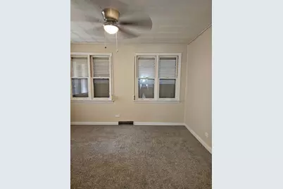 10638 S Eberhart Avenue, Chicago, IL 60628 - Photo 8