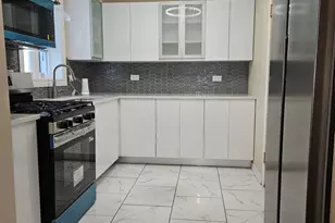 10638 S Eberhart Ave, Chicago, IL 60628 - Photo 6