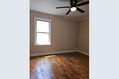 10638 S Eberhart Avenue, Chicago, IL 60628 - Photo 14