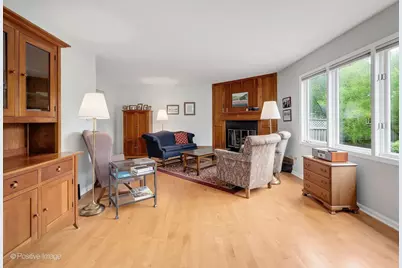 517 Renn Court, Wheaton, IL 60187 - Photo 4