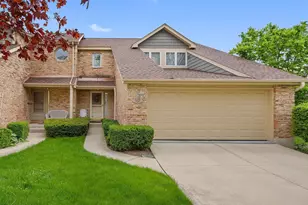 517 Renn Ct, Wheaton, IL 60187 - Photo 1