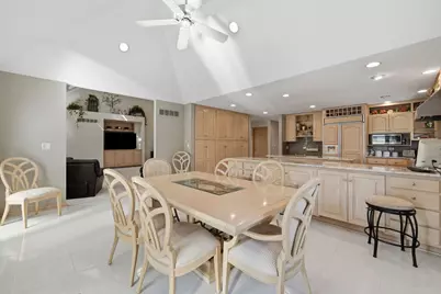 8416 Evergreen Lane, Darien, IL 60561 - Photo 10