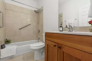 4662 N Winthrop Ave, Chicago, IL 60640 - Photo 14
