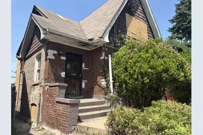 10404 S Emerald Avenue, Chicago, IL 60628 - Photo 4