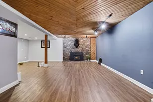2403 Hacker Dr, Joliet, IL 60435 - Photo 22