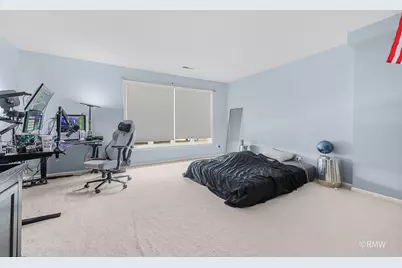 1354 W Byron Avenue #B, Addison, IL 60101 - Photo 14