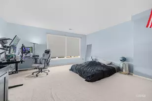 1354 W Byron Ave, Addison, IL 60101 - Photo 14