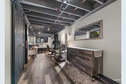 1354 W Byron Avenue #B, Addison, IL 60101 - Photo 20