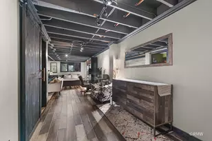 1354 W Byron Ave, Addison, IL 60101 - Photo 20