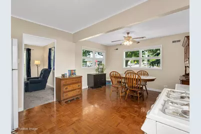 23 W Naperville Road, Westmont, IL 60559 - Photo 8