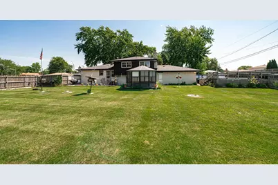 801 Memorial Drive, Calumet City, IL 60409 - Photo 40