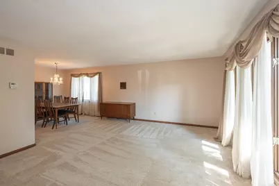 801 Memorial Drive, Calumet City, IL 60409 - Photo 8
