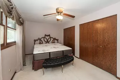 801 Memorial Drive, Calumet City, IL 60409 - Photo 22