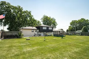 801 Memorial Dr, Calumet City, IL 60409 - Photo 42