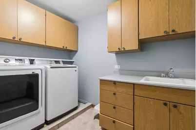 6831 Sunset Avenue, Countryside, IL 60525 - Photo 26