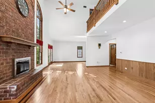 6831 Sunset Ave, Countryside, IL 60525 - Photo 6