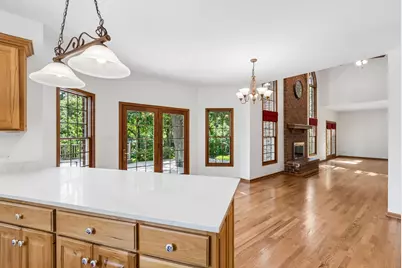 6831 Sunset Avenue, Countryside, IL 60525 - Photo 10