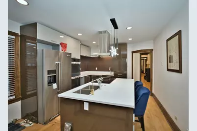 2437 W North Shore Avenue #2, Chicago, IL 60645 - Photo 20