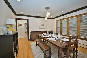 2437 W North Shore Ave, Chicago, IL 60645 - Photo 4