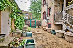 2437 W North Shore Ave, Chicago, IL 60645 - Photo 44