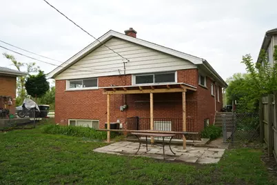 8660 Frontage Road, Morton Grove, IL 60053 - Photo 30