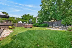 1000 Louis Ave, Algonquin, IL 60102 - Photo 28