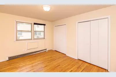 2007 W Touhy Avenue #207, Chicago, IL 60645 - Photo 4
