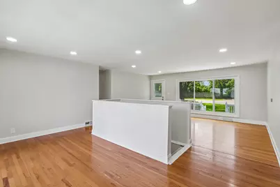 520 Woodlyn Drive, Aurora, IL 60505 - Photo 8
