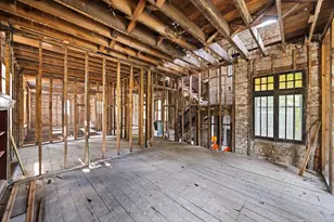 8012 S Elizabeth St, Chicago, IL 60620 - Photo 12