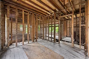 8012 S Elizabeth St, Chicago, IL 60620 - Photo 2