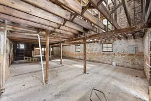 8012 S Elizabeth St, Chicago, IL 60620 - Photo 18