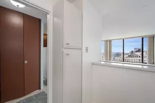5455 N Sheridan Rd, Chicago, IL 60640 - Photo 10