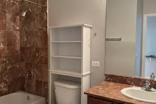 647 N Green St, Chicago, IL 60642 - Photo 6