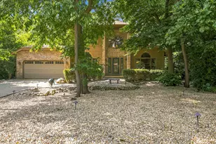 4821 Deepwood Ln, Palatine, IL 60067 - Photo 1