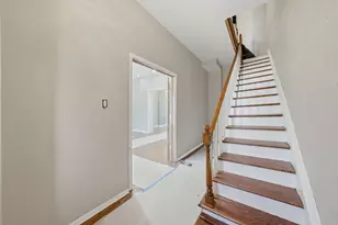 2626 W Wilcox St, Chicago, IL 60612 - Photo 2