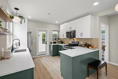 5144 N Kolmar Avenue, Chicago, IL 60630 - Photo 10