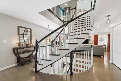 716 W Junior Terrace #A, Chicago, IL 60613 - Photo 18