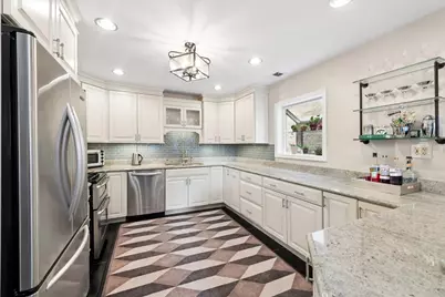 716 W Junior Terrace #A, Chicago, IL 60613 - Photo 16