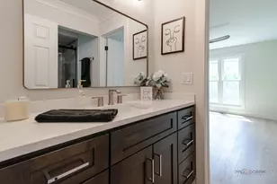 408 W Foxdale Ln, Arlington Heights, IL 60004 - Photo 18
